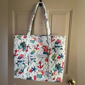 Vera Bradley Shore Thing Vera Tote